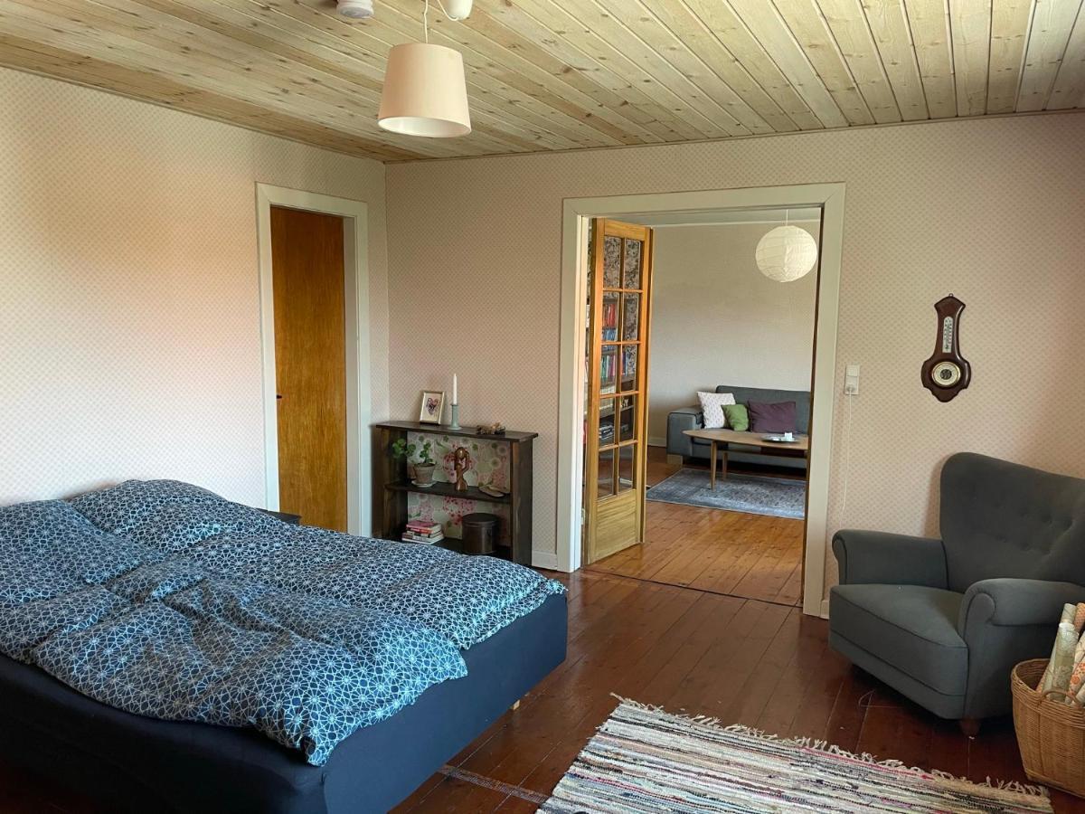 Retro Bolig - Fyldt Med Hygge! Ingen Luksus Apartment Kolind Exterior photo